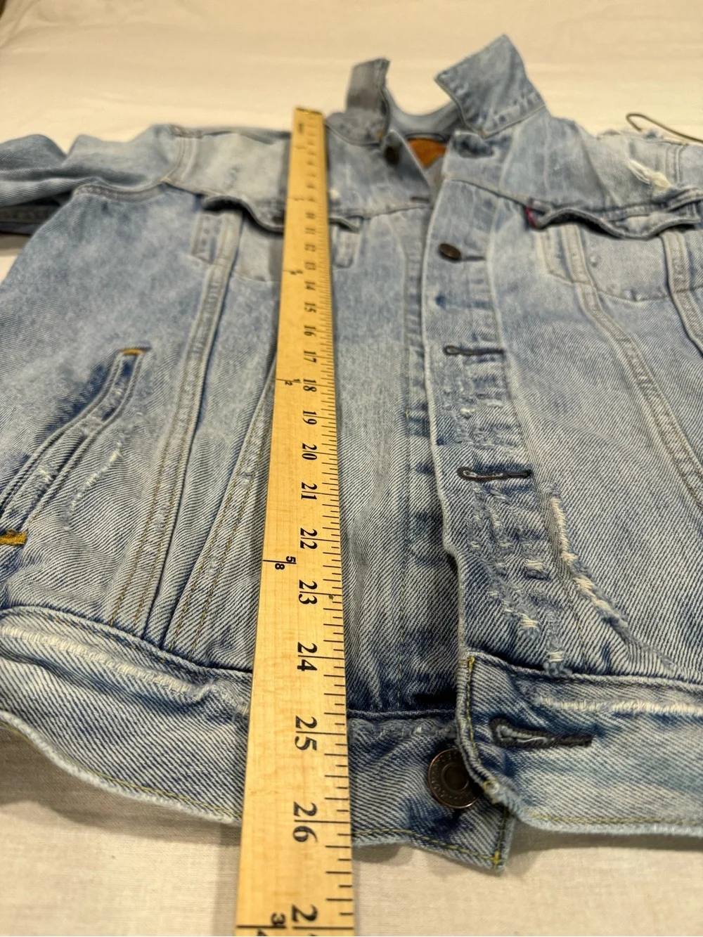 Levi's Light Wash Distressed Denim Trucker Jacket - Men's size Large